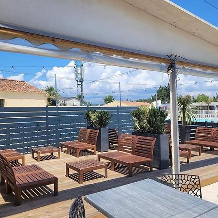 Vacances Familiales Dans Camping Avec Piscine Frejus Bagian luar foto