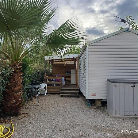 Vacances Familiales Dans Camping Avec Piscine Frejus Bagian luar foto
