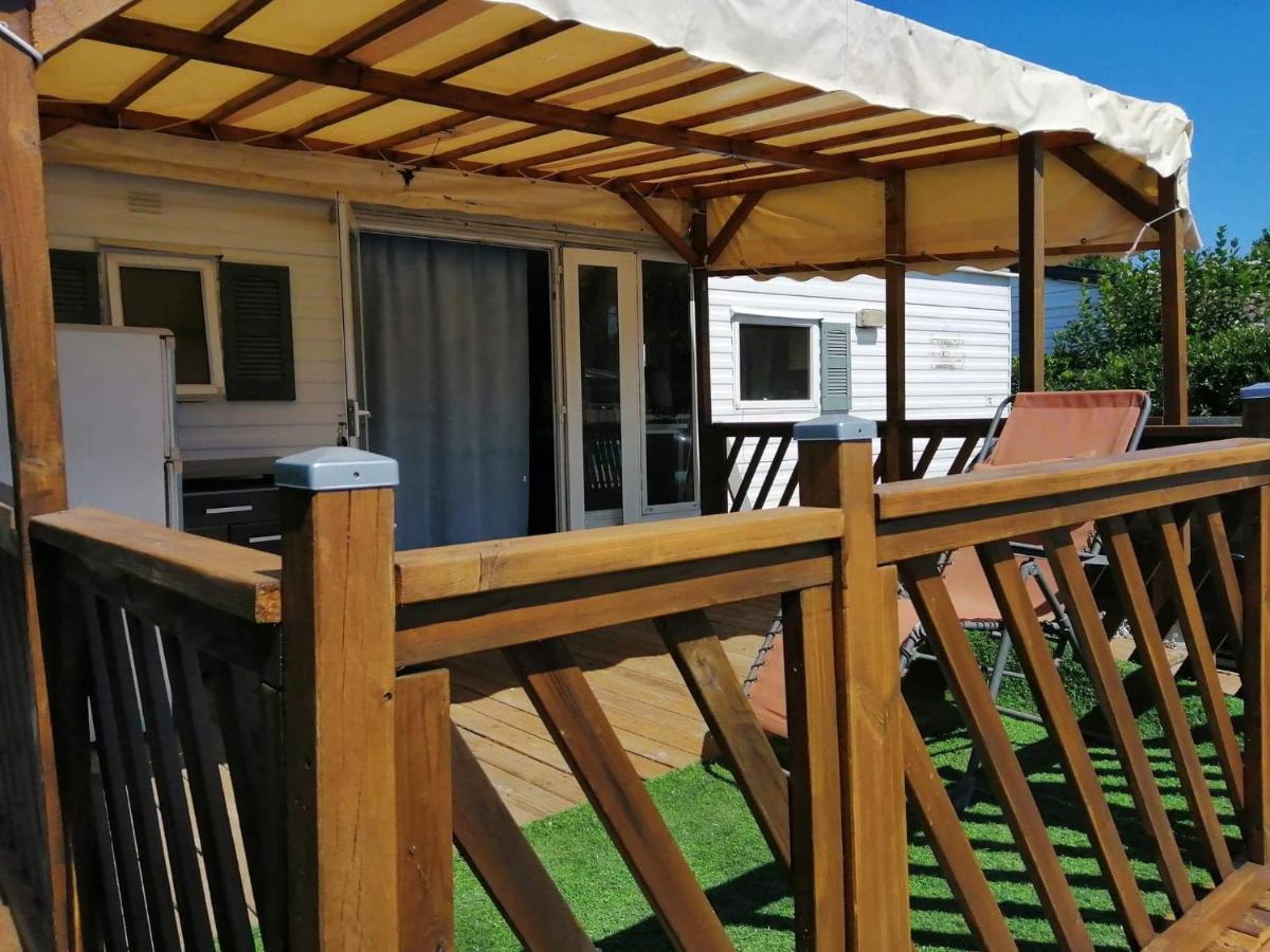 Vacances Familiales Dans Camping Avec Piscine Frejus Bagian luar foto