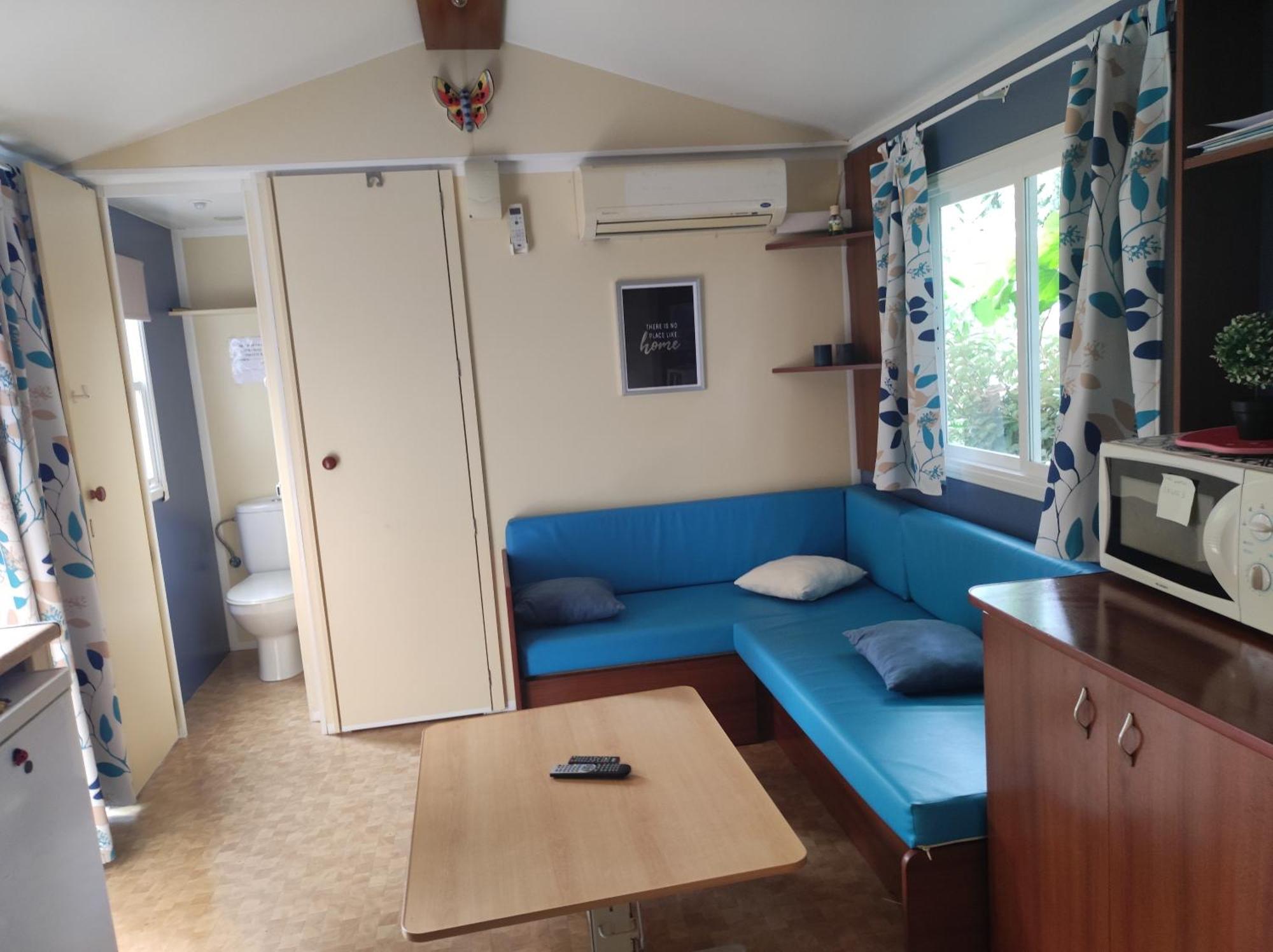 Vacances Familiales Dans Camping Avec Piscine Frejus Ruang foto