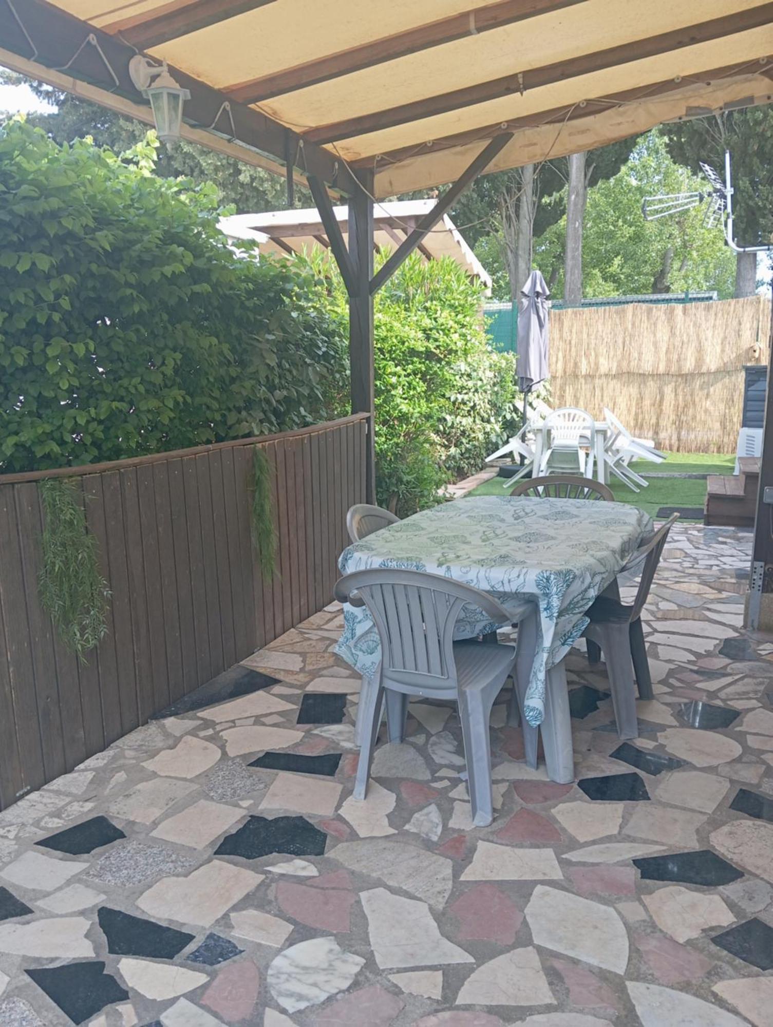 Vacances Familiales Dans Camping Avec Piscine Frejus Ruang foto